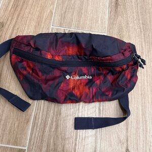 Columbia Red and Black Belt Bag